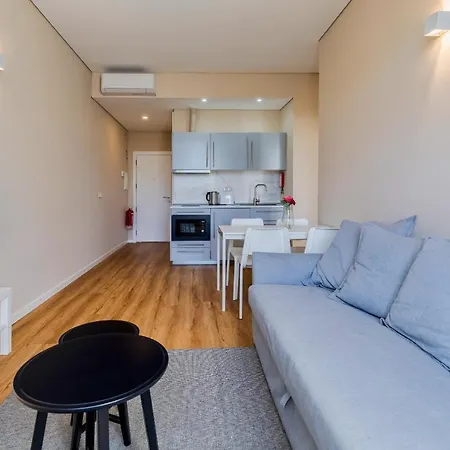 Prime Apartment *