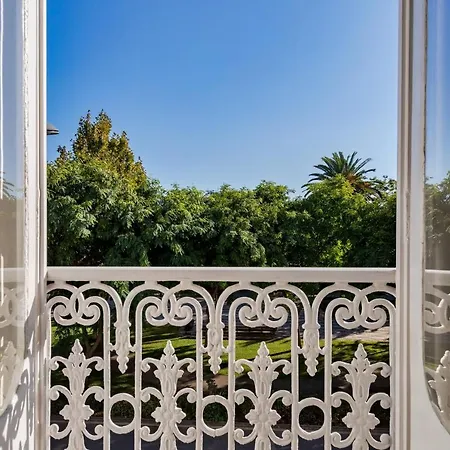Prime Apartment *