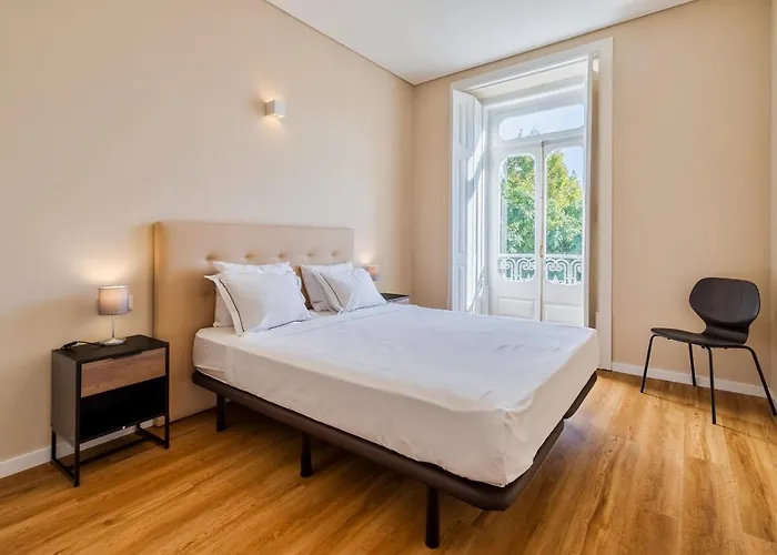 Prime * Σετούμπαλ